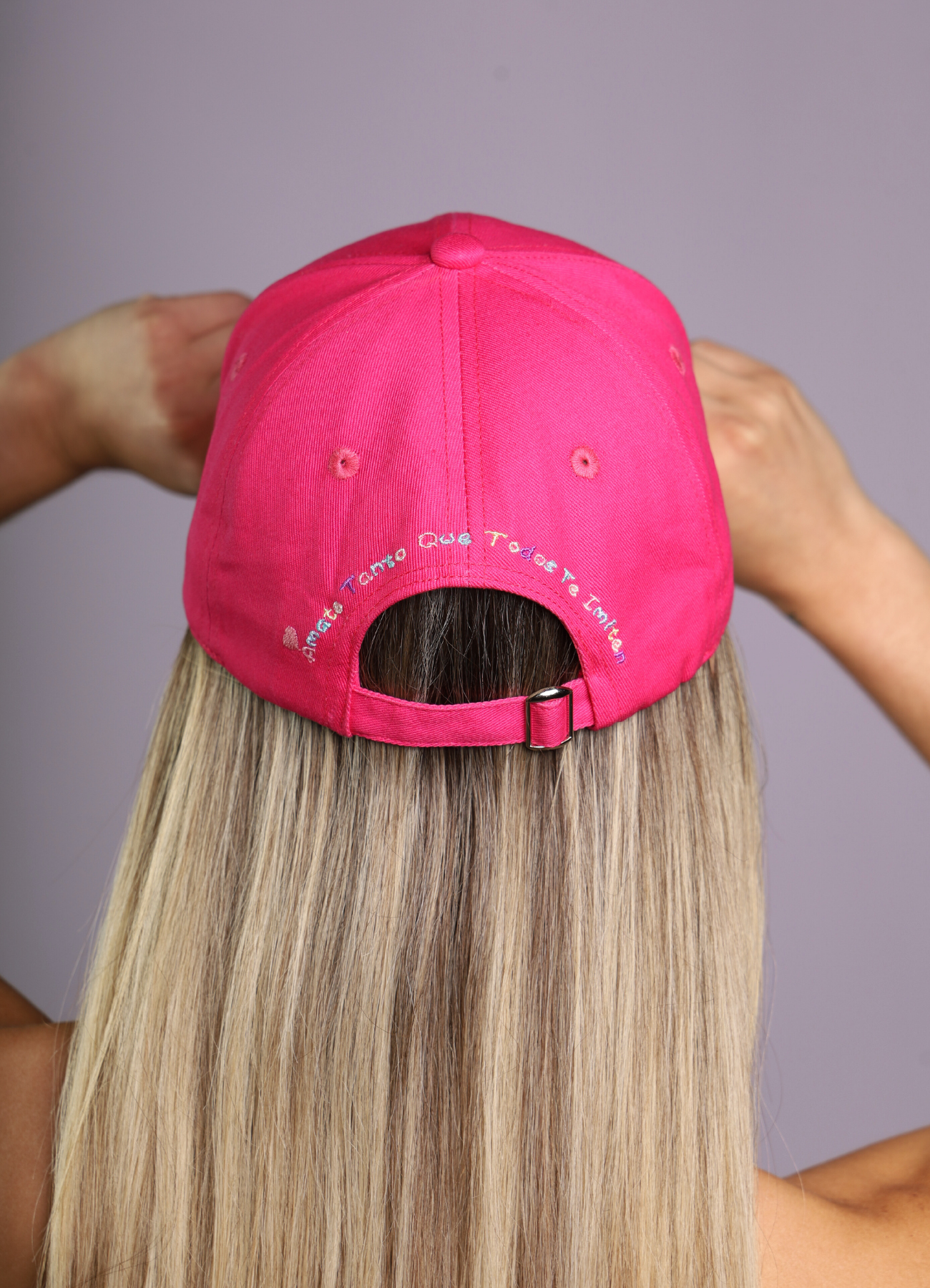 CAP 'AMATE TANTO' PINK