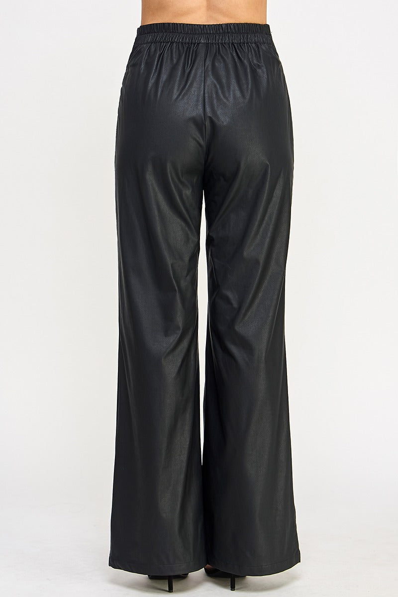 SLEEK BLACK LEATHER PANTS